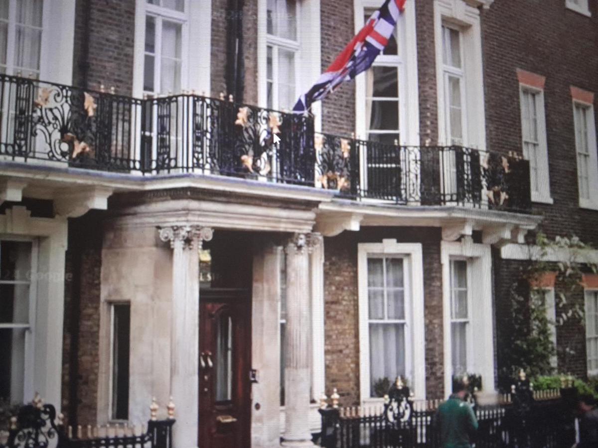 Superb Charlie`s LXRY - B&B