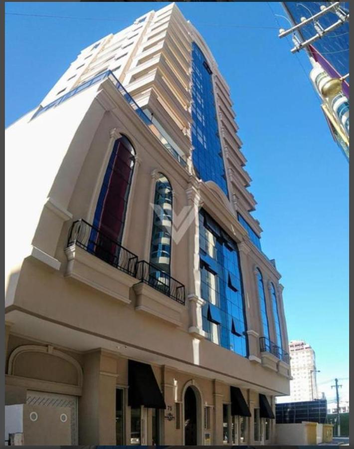 Apartamento, quadra mar - B&B