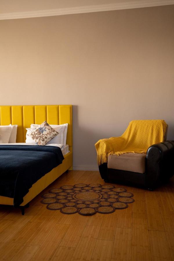 Appartamento con 2 Camere da Letto