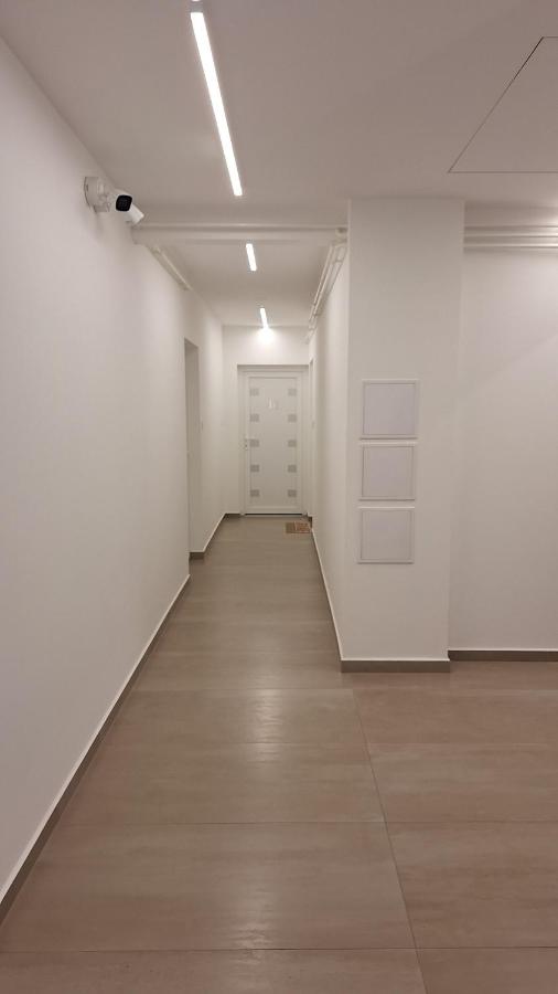 Betti Lux Apartman - B&B Hajdúszoboszló