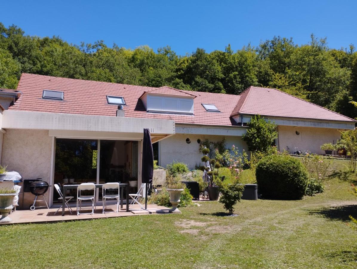 Chambres d'hôtes Les Hauts de la Vaucouleurs suite Blanche Colombe - Ferienwohnung