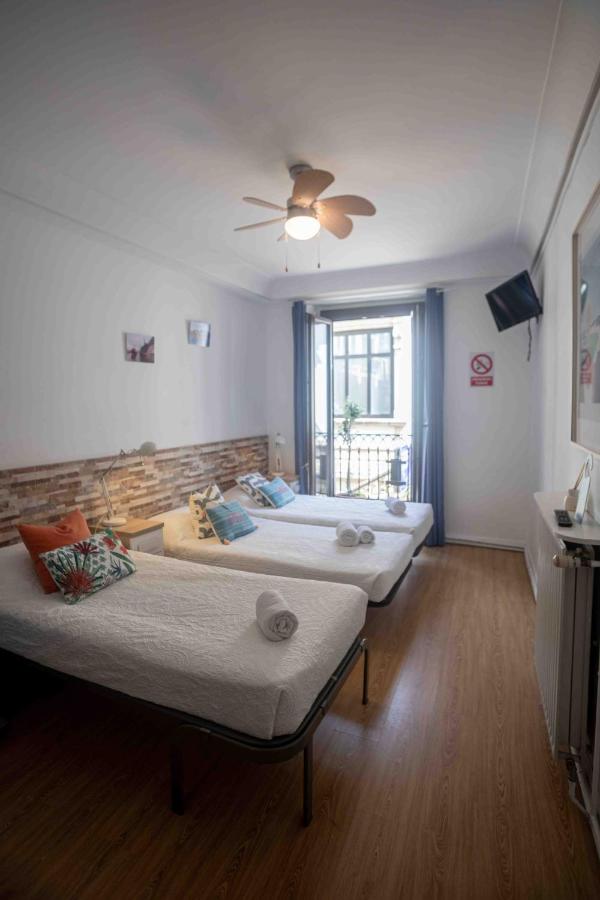 Chambre Double avec Lit d'Appoint