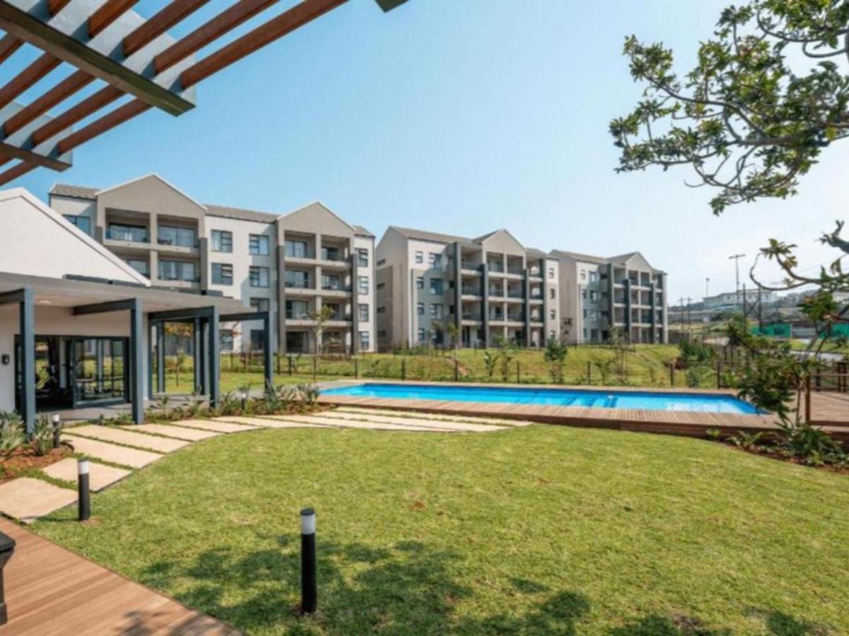 Spacious Ballito Village Apartment - B&B