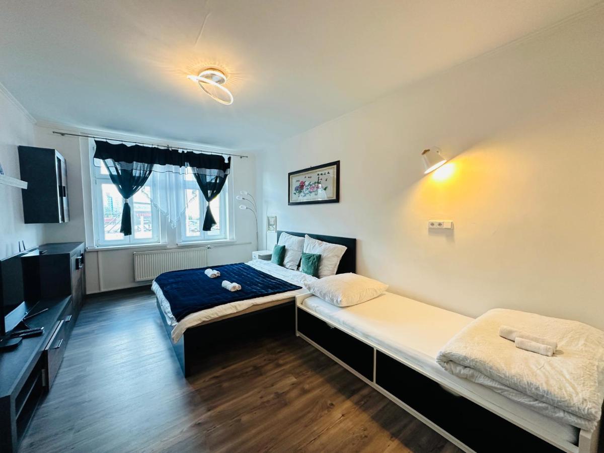 One-Bedroom Apartment - Non-Smoking