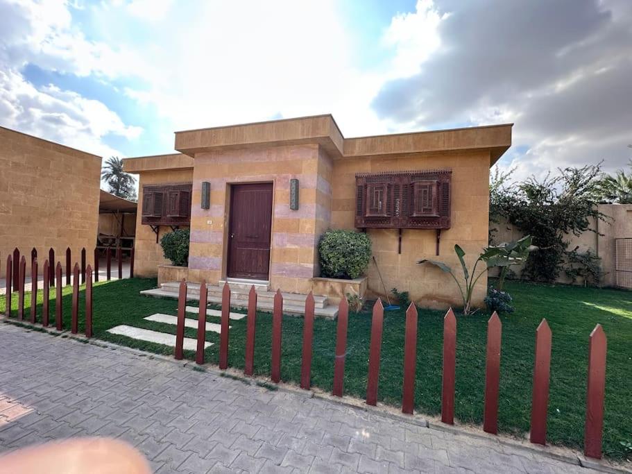 Pyramids ranch guesthouse - B&B