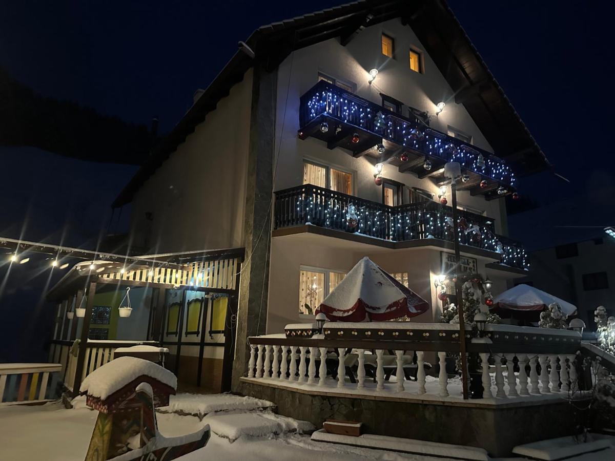 Pensiunea Darius - B&B