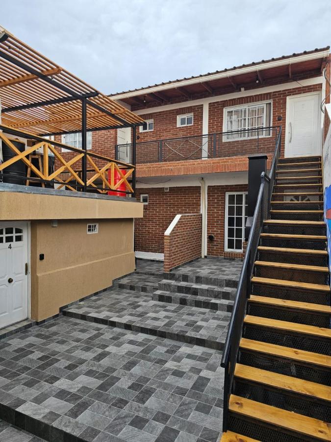 Caleta Olivia Ancla alojamiento departamento - B&B