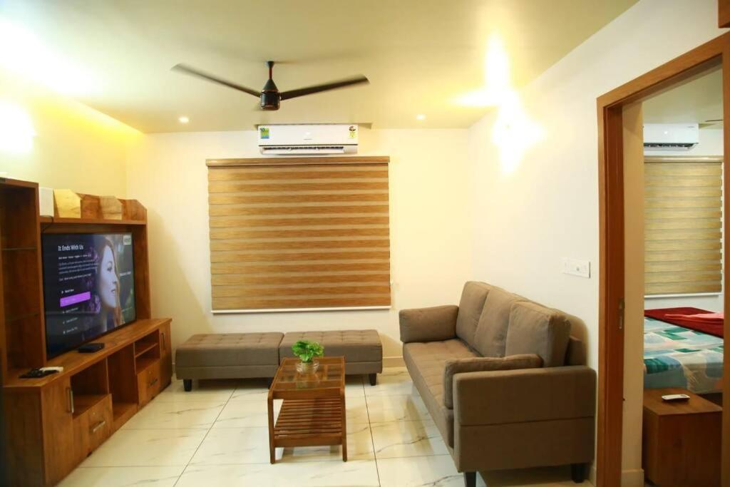 The Daffodils Apartment - B&B Thiruvananthapuram