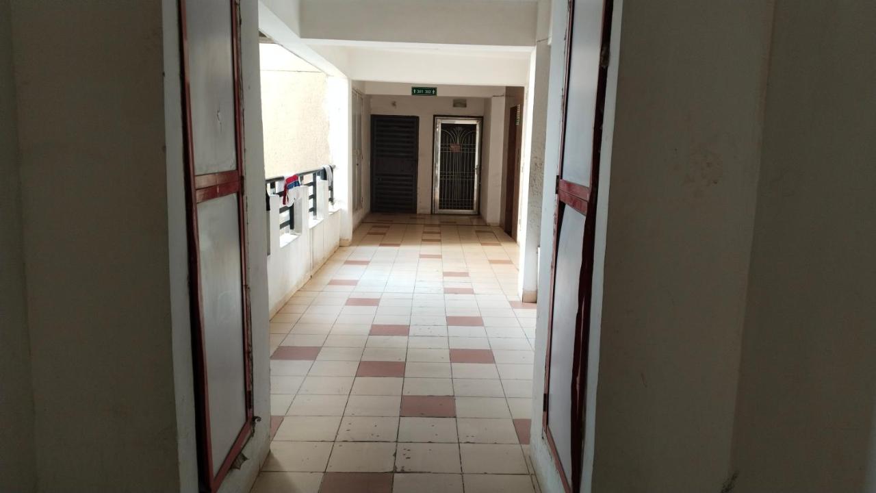 AK Royal Guest House Service Greater Noida West - Ferienwohnung Greater Noida