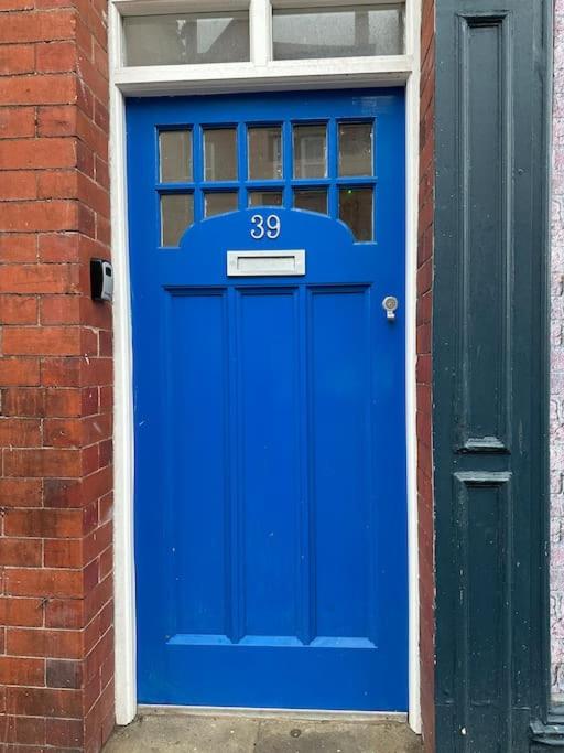 Cosy Studio Central Colwyn Bay F2 - B&B