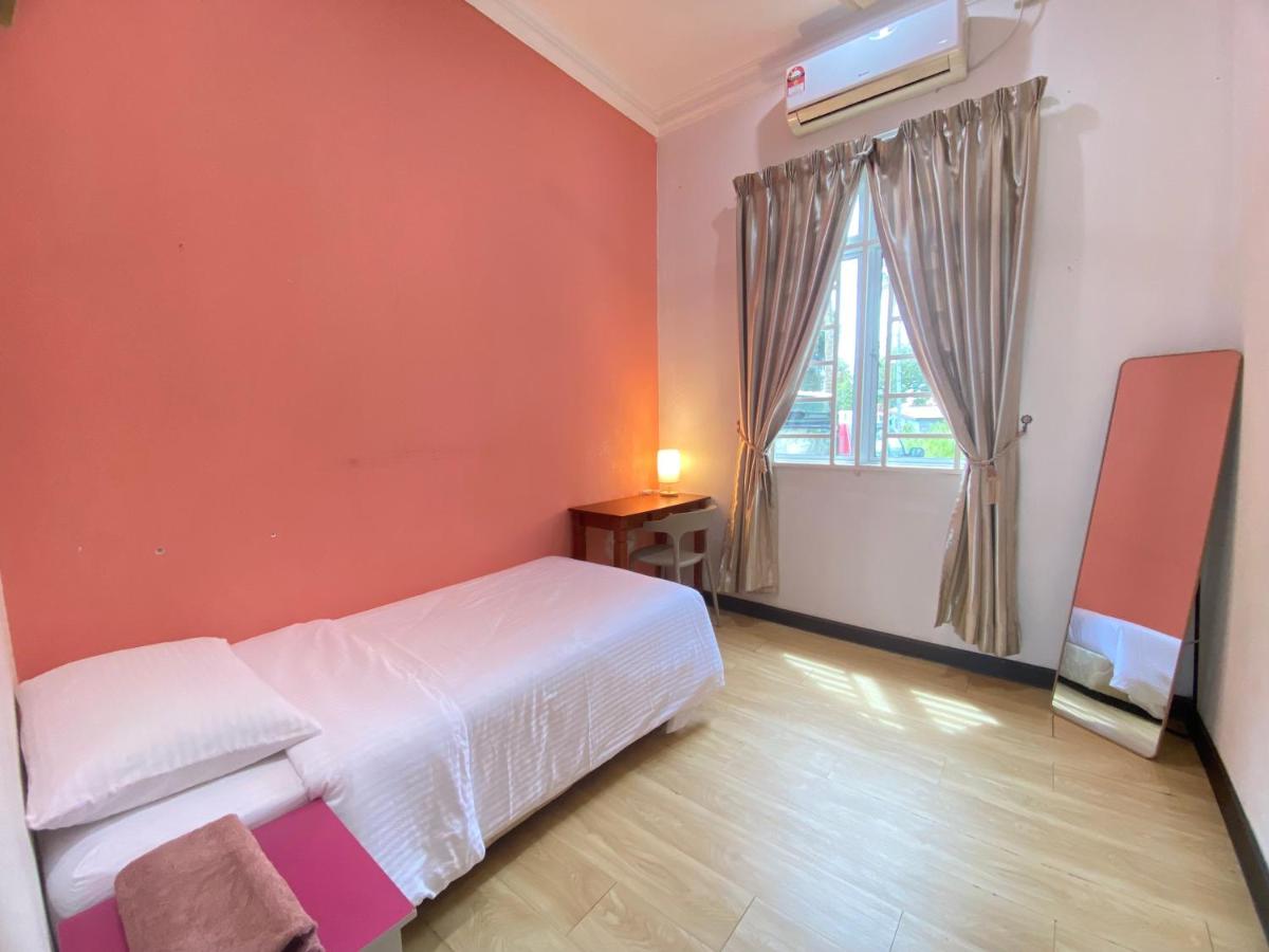 Eenpersoonskamer met Gedeelde Badkamer