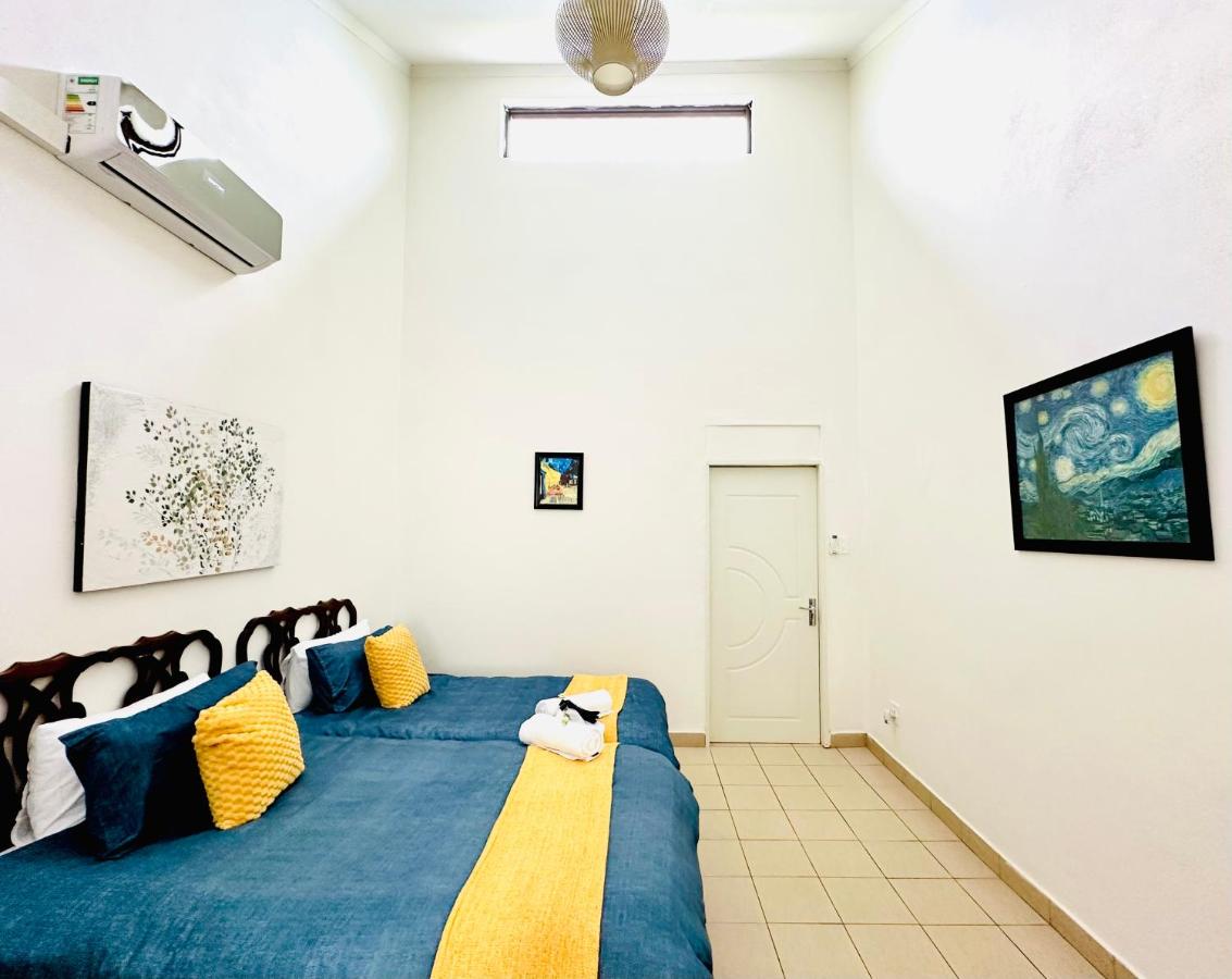 Zweibettzimmer mit eigenem Bad