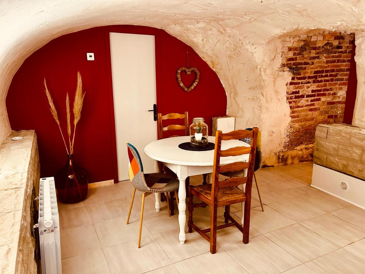 La Cave aux Lumières - Proche centre-ville - 2 chambres - Wifi - Chambres d’hôtes Renaison