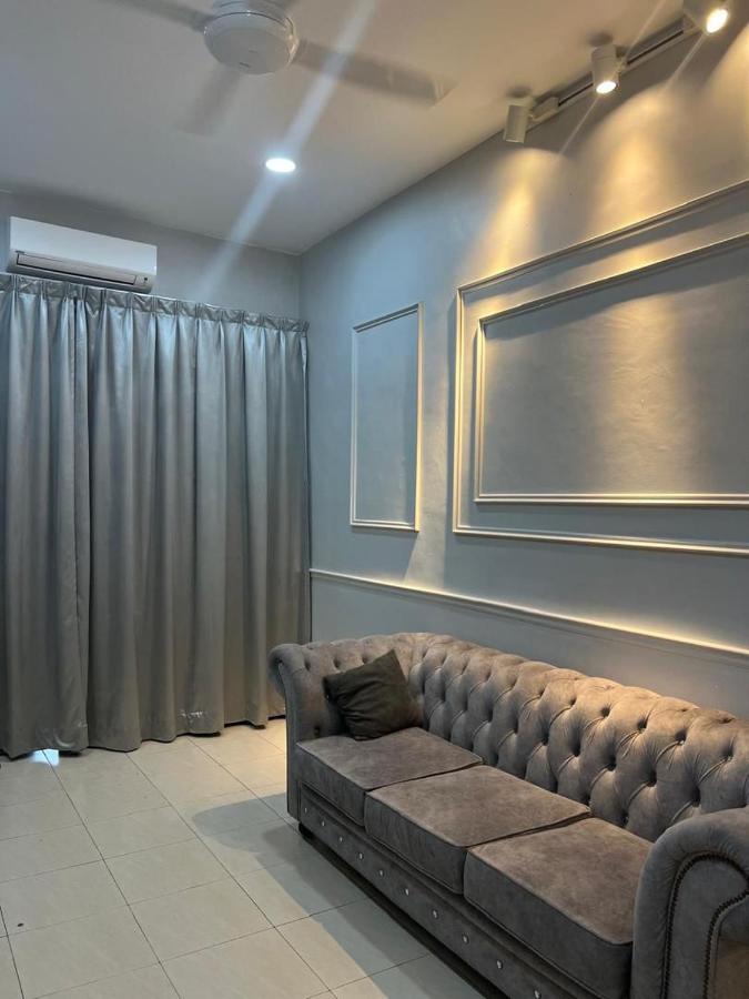 Homestay Kuala Terengganu 4 Bedrooms - Chambres d'hôtes Kuala Terengganu