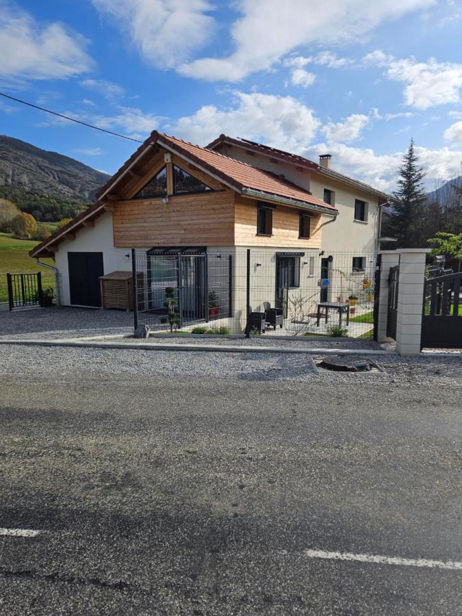 Évasion paisible à Bréziers - Bed and Breakfast Bréziers
