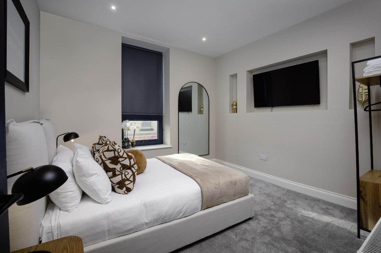 Deluxe Apartment