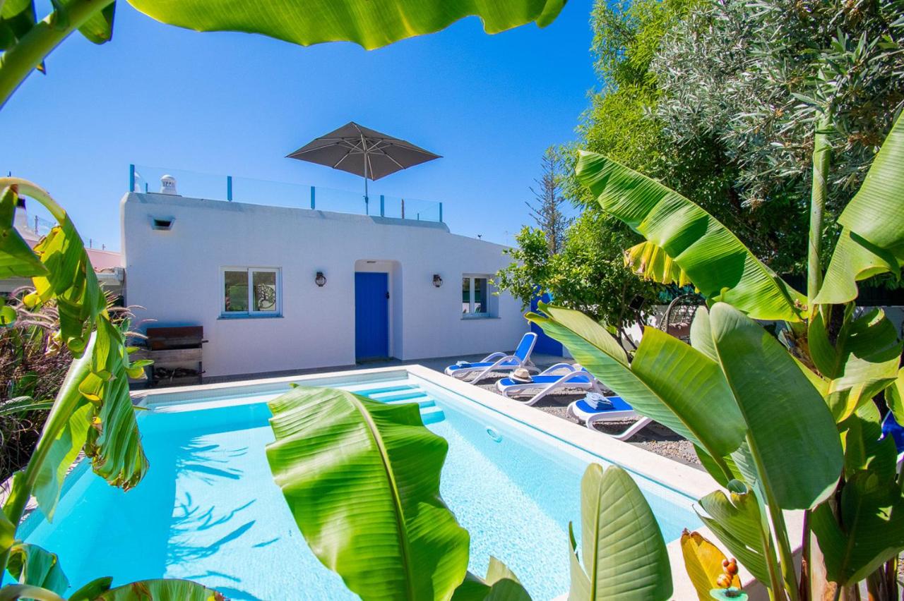 Casa Colmeia - Charming 2-Bedroom Cottage - B&B Porto Carvoeiro