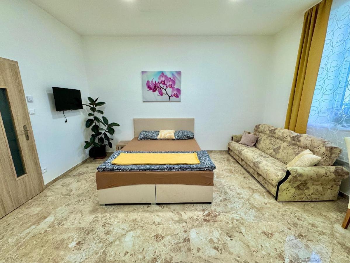 Luxury Triple Room