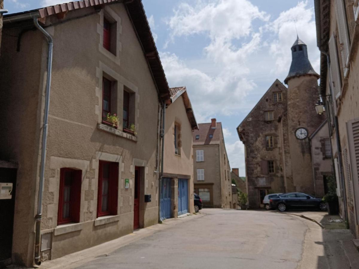 Maison médiévale en Berry avec cour privative et tout inclus - FR-1-591-643 - Ferienwohnung Saint-Benoît-du-Sault