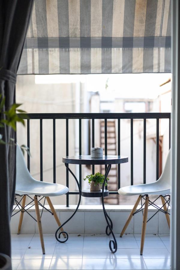 Comfy Stay at Georges BnB in Chalkida Center - B&B Calcis