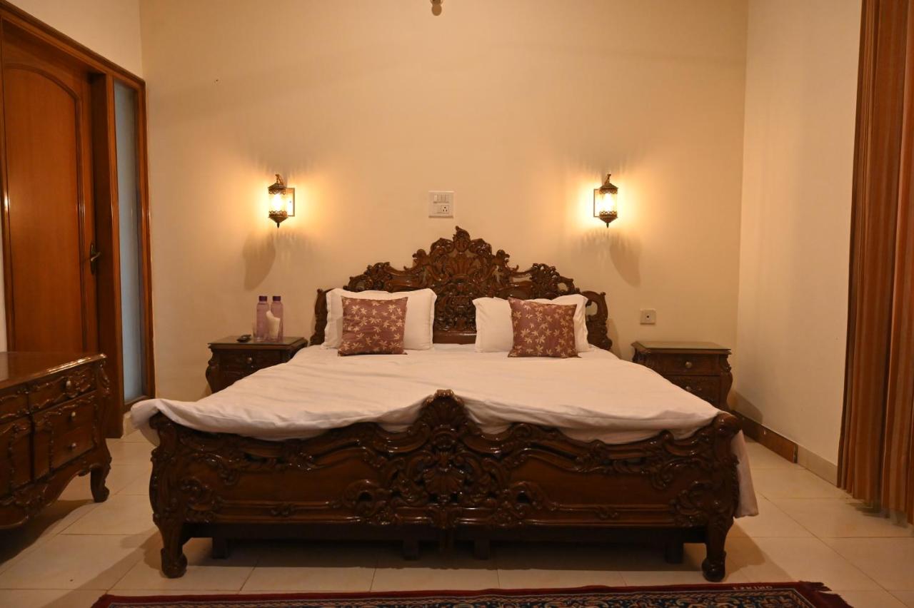 King Room with Garden View