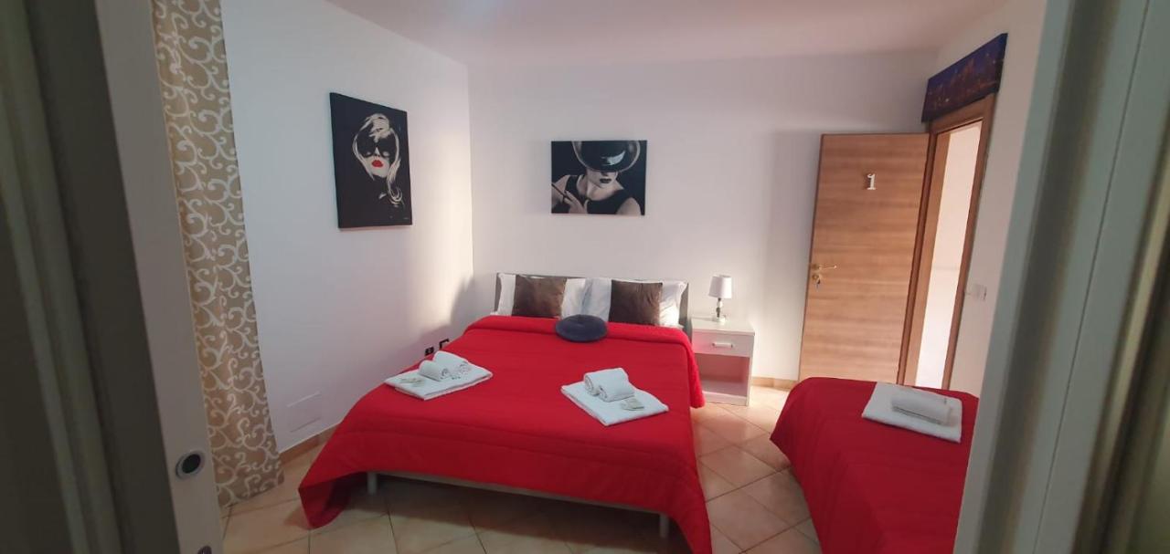 Habitación Triple con balcón