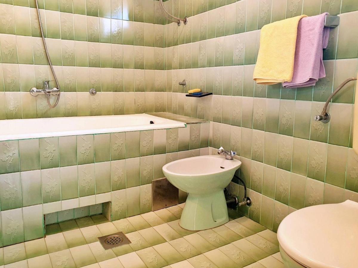 Apartment Jakominic A. - B&B Šilo