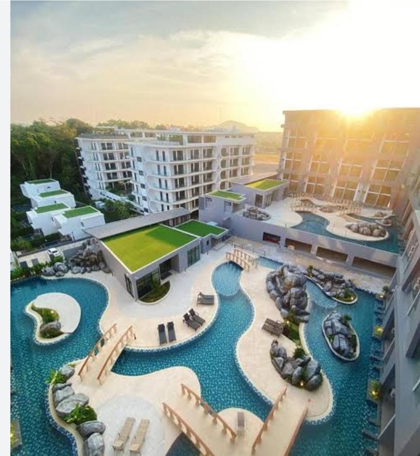Duplex Condo pool access - B&B
