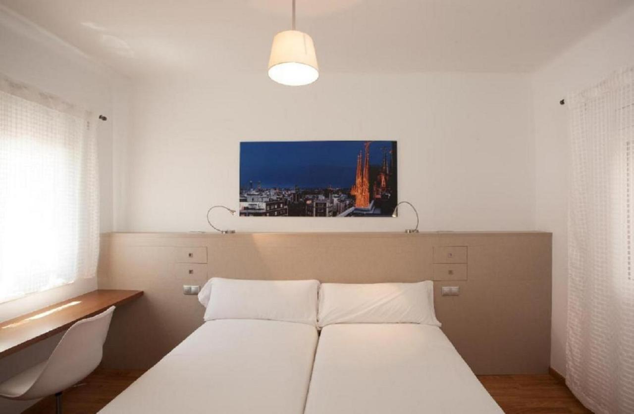 Apartamento de 2 dormitorios con terraza (5 adultos)