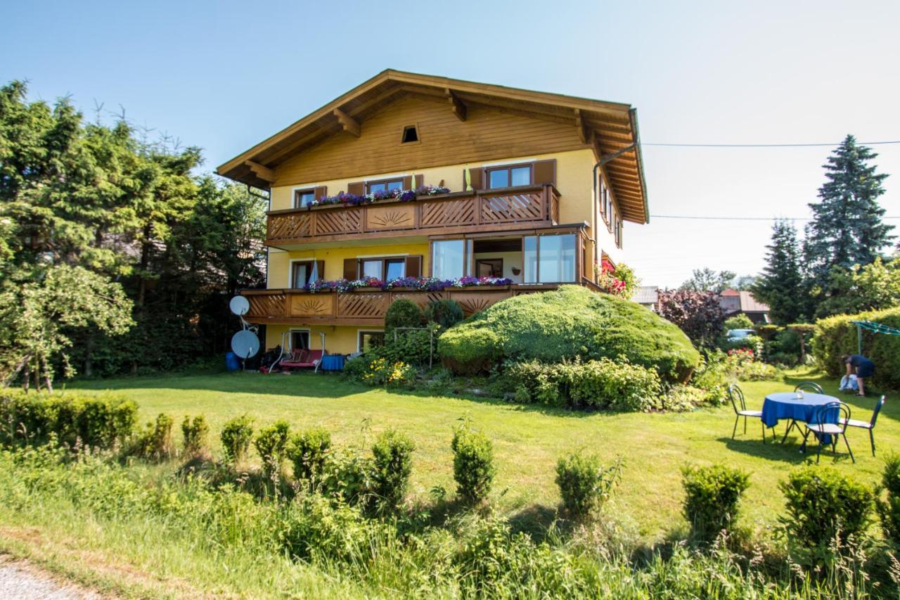 One-Bedroom Apartment with Balcony