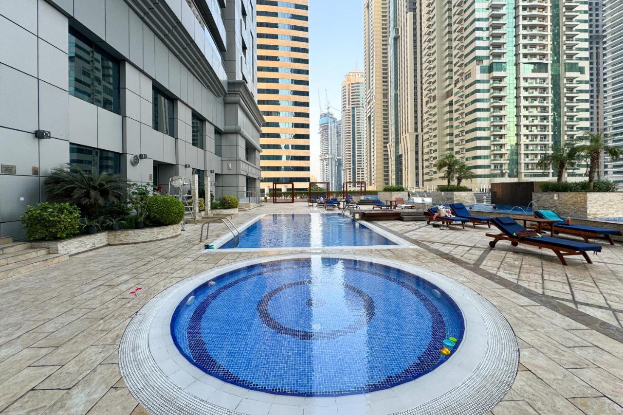 Dubai Marina FLOOR 89 - AMAZING VIEWS - B&B