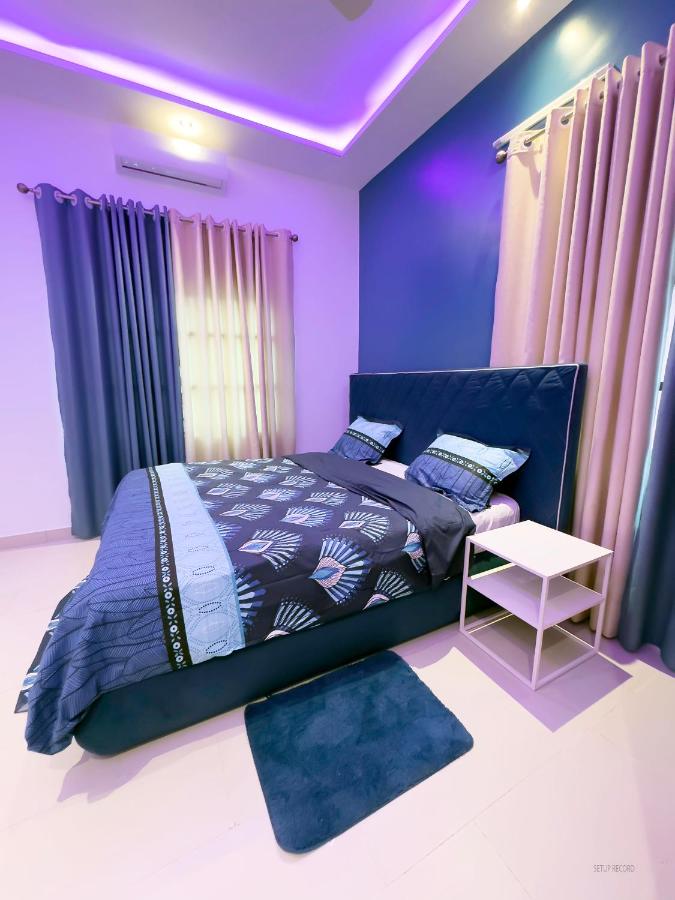 Adole Guest House - B&B Abomey-Calavi