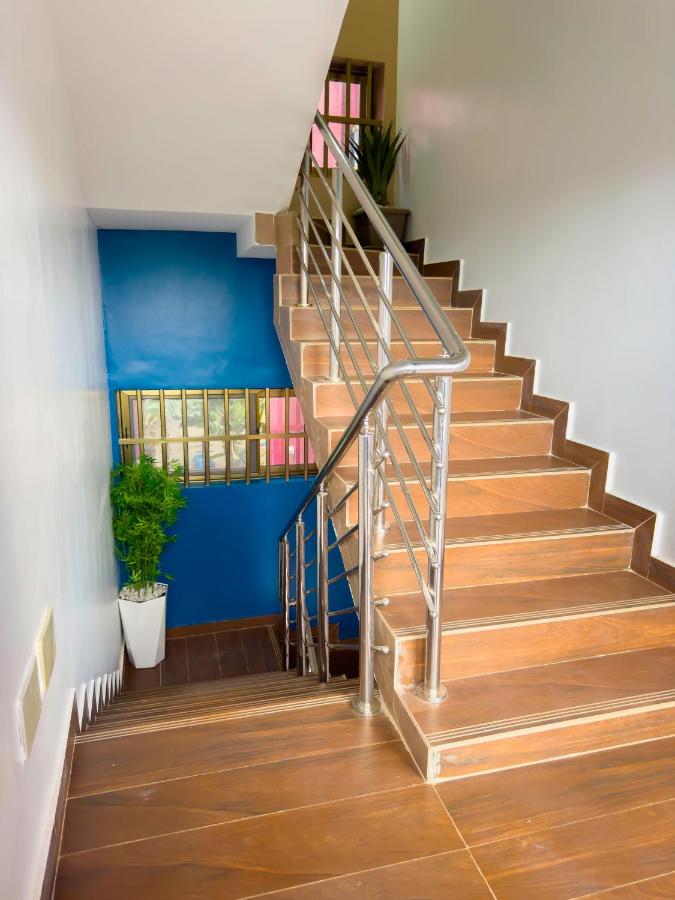 Adole Guest House - B&B