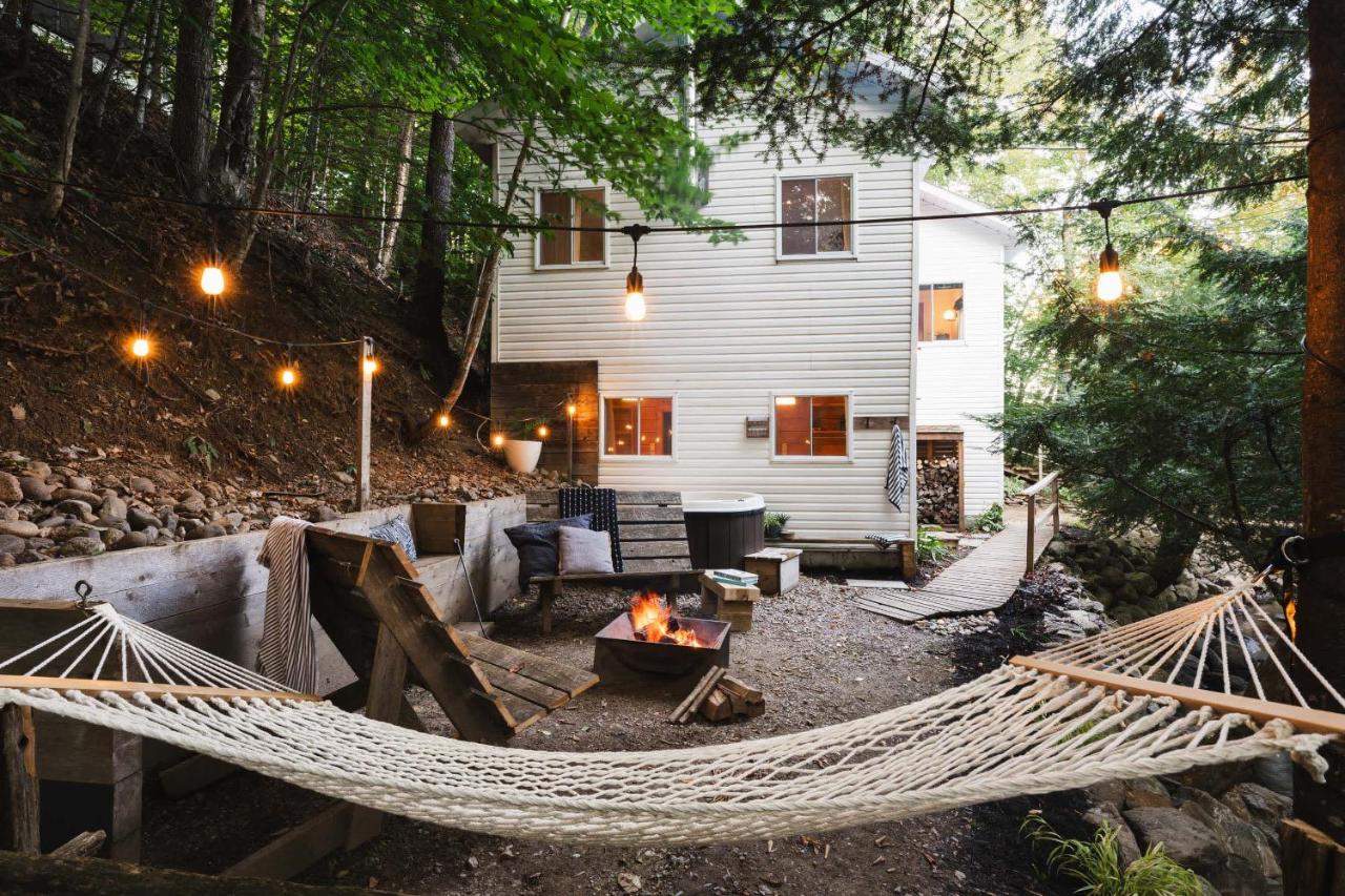 Le 55 Howard - Spa Shower Memphre Lake OwlsHead - Bed and Breakfast Mansonville