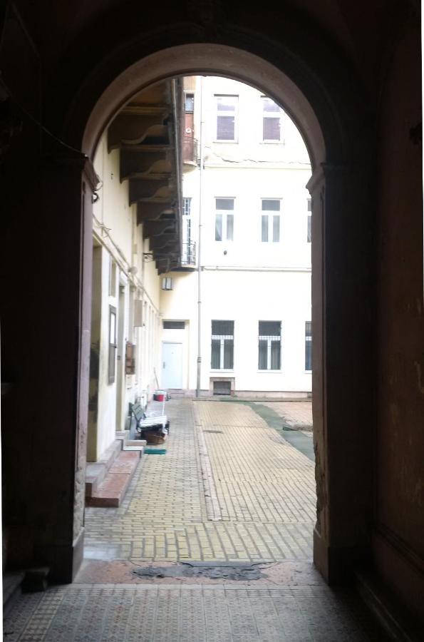 Vivid Rozsa Apartment - B&B Budapest