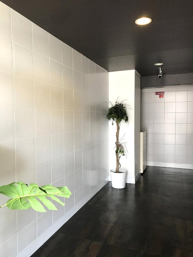 Shin Osaka Grand Heights SG22 - Bed and Breakfast Osaka