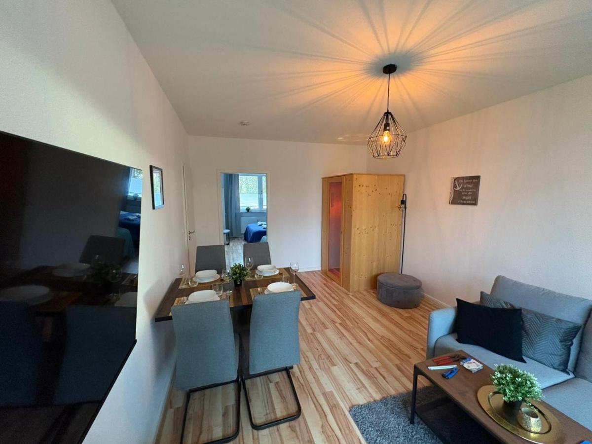 Ferienwohnung NORDLICHT mit Balkon und Smart-TV - B&B Rostock