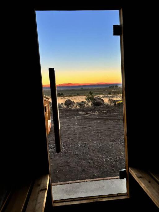 3 Bedroom Cottage - Oregon Outback - Sauna - Pacific Flyway For Great Bird Watching! - B&B Summer Lake