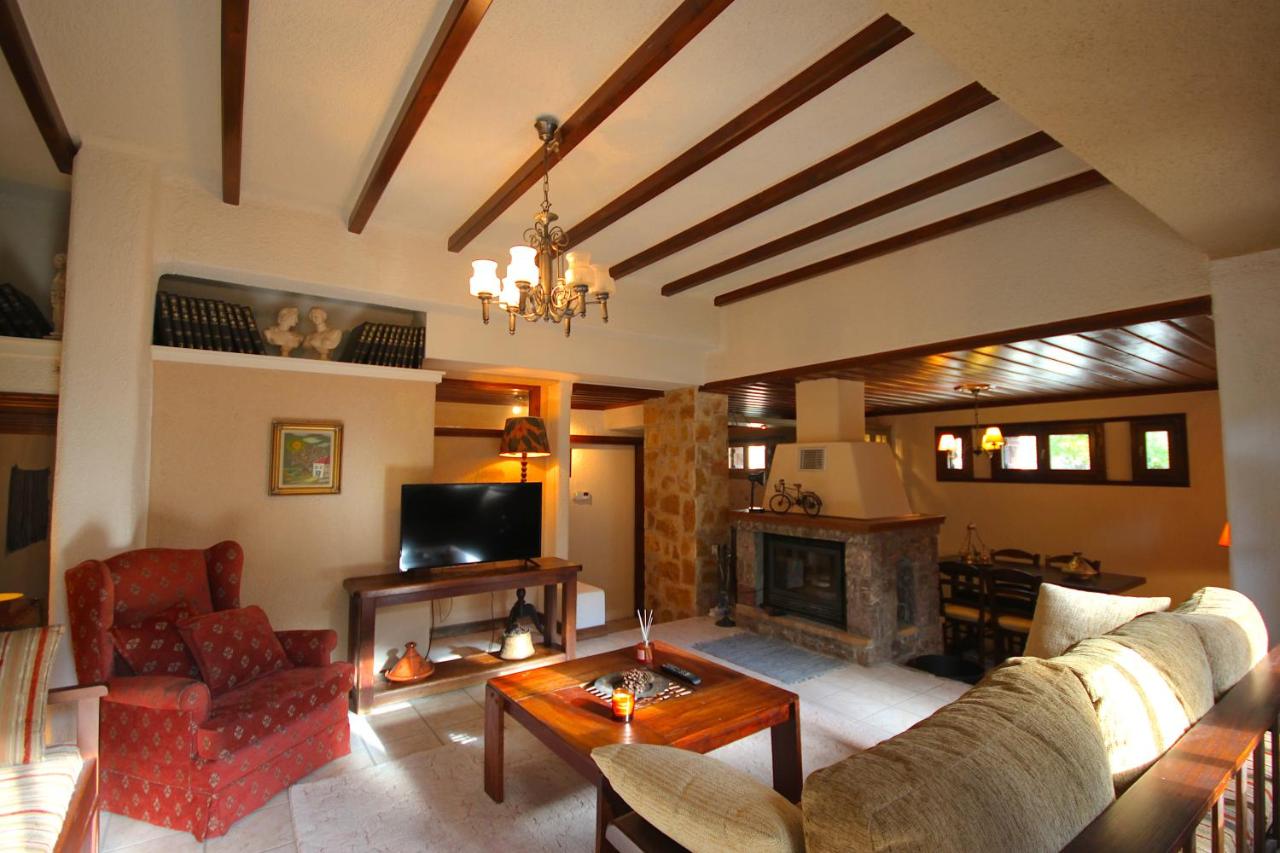 Pine Lodge by Ski Alure - B&B Arájova