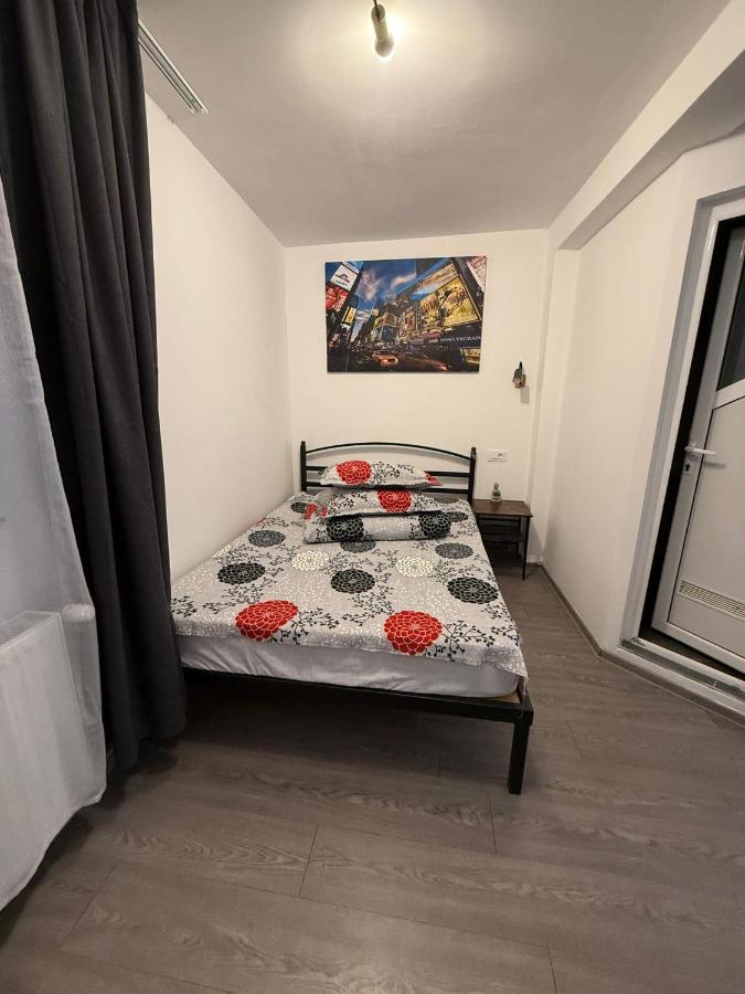 Vierbettzimmer mit eigenem Bad