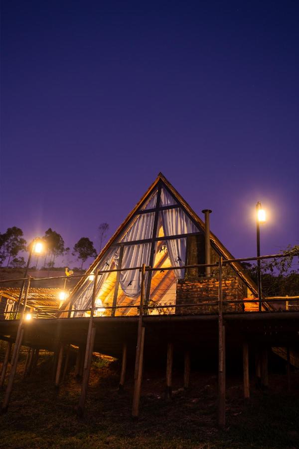 Cabana Fogo - Vila Monte Cunha - B&B