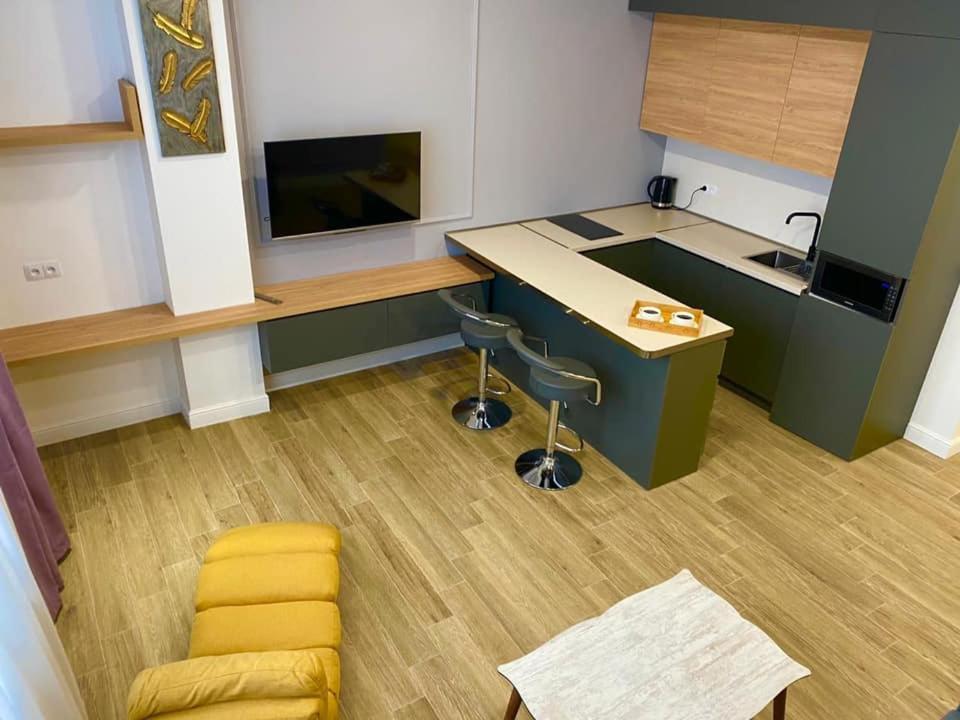 One-Bedroom Standard Apartment