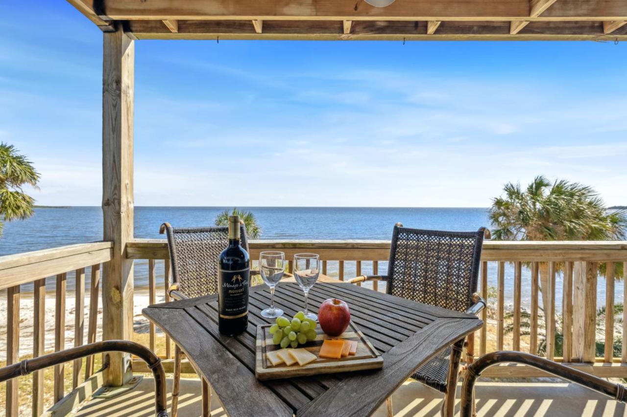 Seaside condo at Old Fenimore Mill - B&B