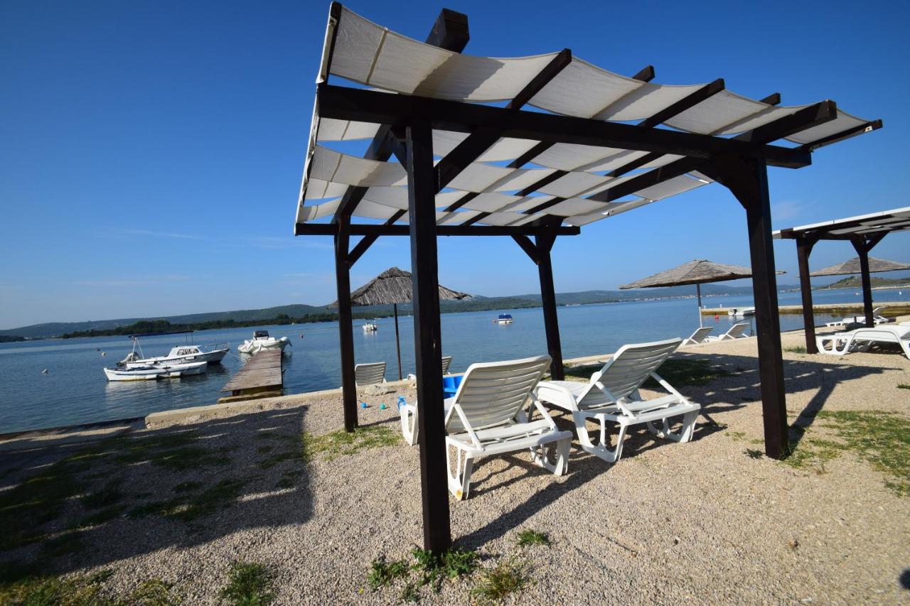 Summer Home - Chambres d’hôtes Turanj