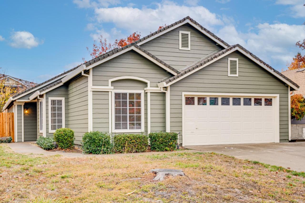 1 Mi to College and Park Peaceful Sacramento Home - B&B