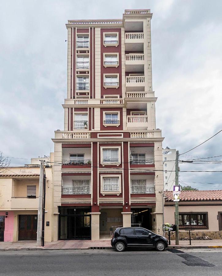 Departamento en Pueyrredón 823 - LB 12 - Bed and Breakfast