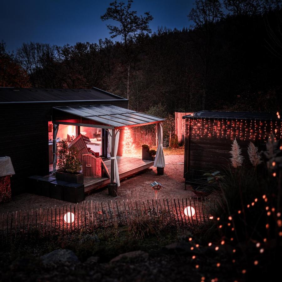 Cabin Westerwald Sauna, 5G Internet, E-Ladesäule - B&B Niederdreisbach