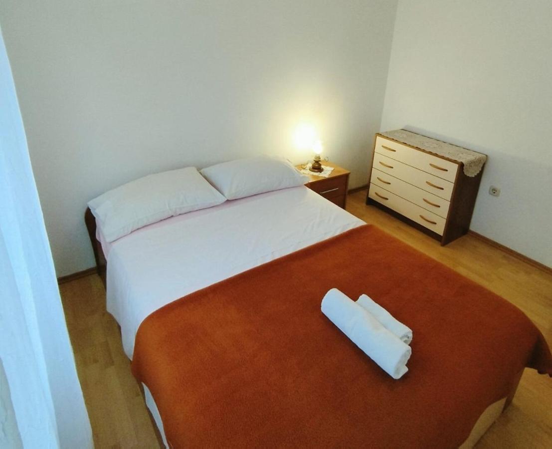 Appartamento con 3 Camere da Letto