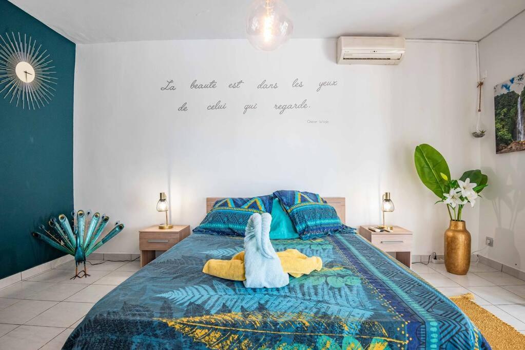 Superbe studio avec jacuzzi - B&B