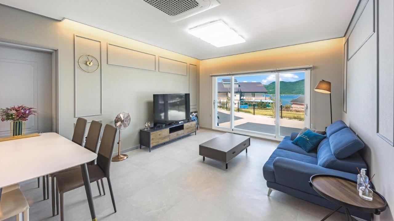 Namhae Andante Pension - Ferienwohnung